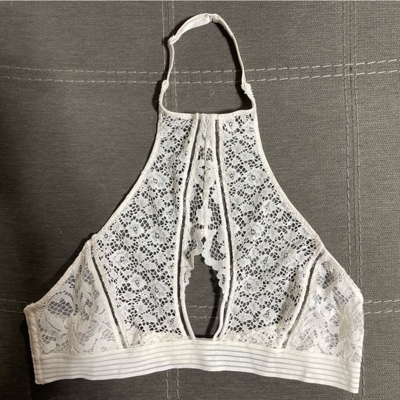 VICTORIA’S SECRET-white lace bralette - Picture 1 of 2